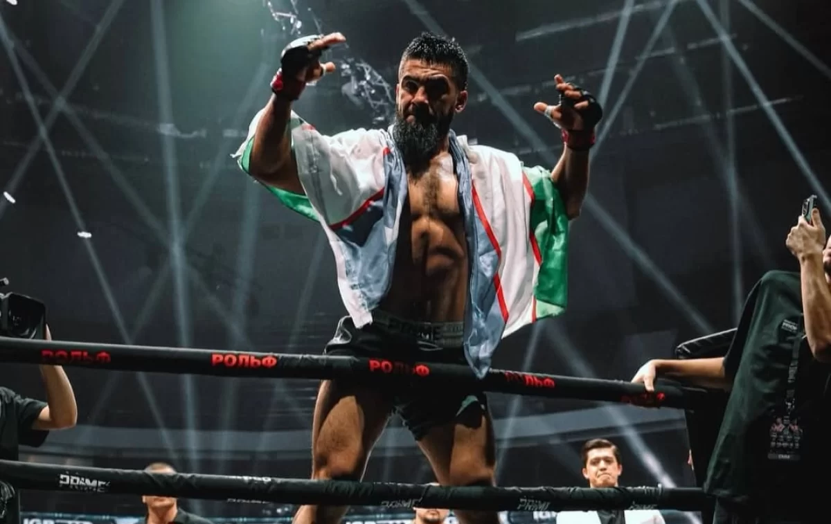 Өзбекстандық файтер қазақстандықты нокаутқа түсіріп, Еркебұлан Тоқтарға үндеу жасады (ВИДЕО)