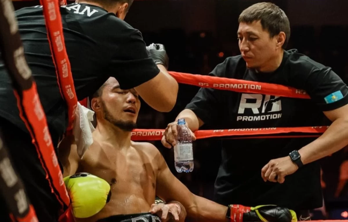 Қазақ өзбек боксшысын жеңіп, WBC аймақтық белбеуін иеленді