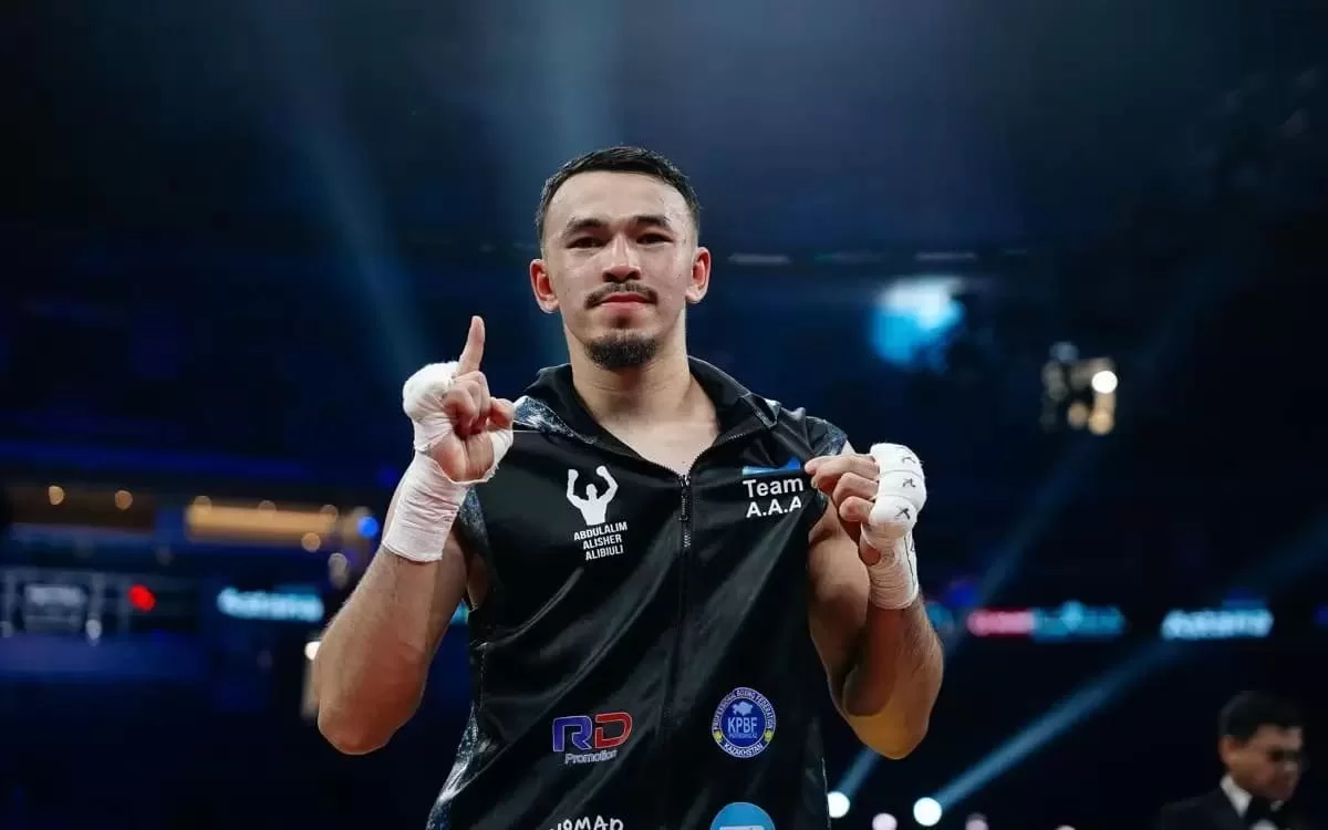 Әлішер Абдуләлім Таразда WBA белбеуін жеңді