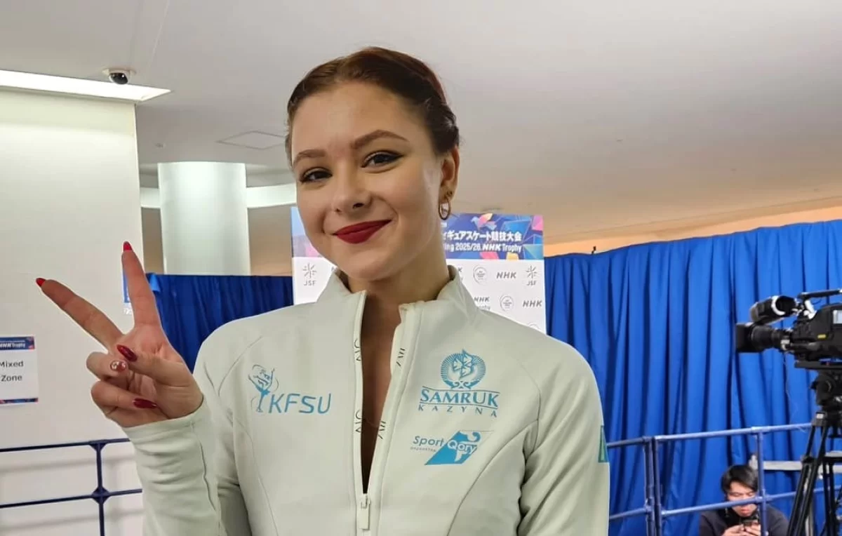 Қазақстанның үздік мәнерлеп сырғанаушысы ӘЧ-2026 банкетінде образымен тәнті етті (ФОТО)