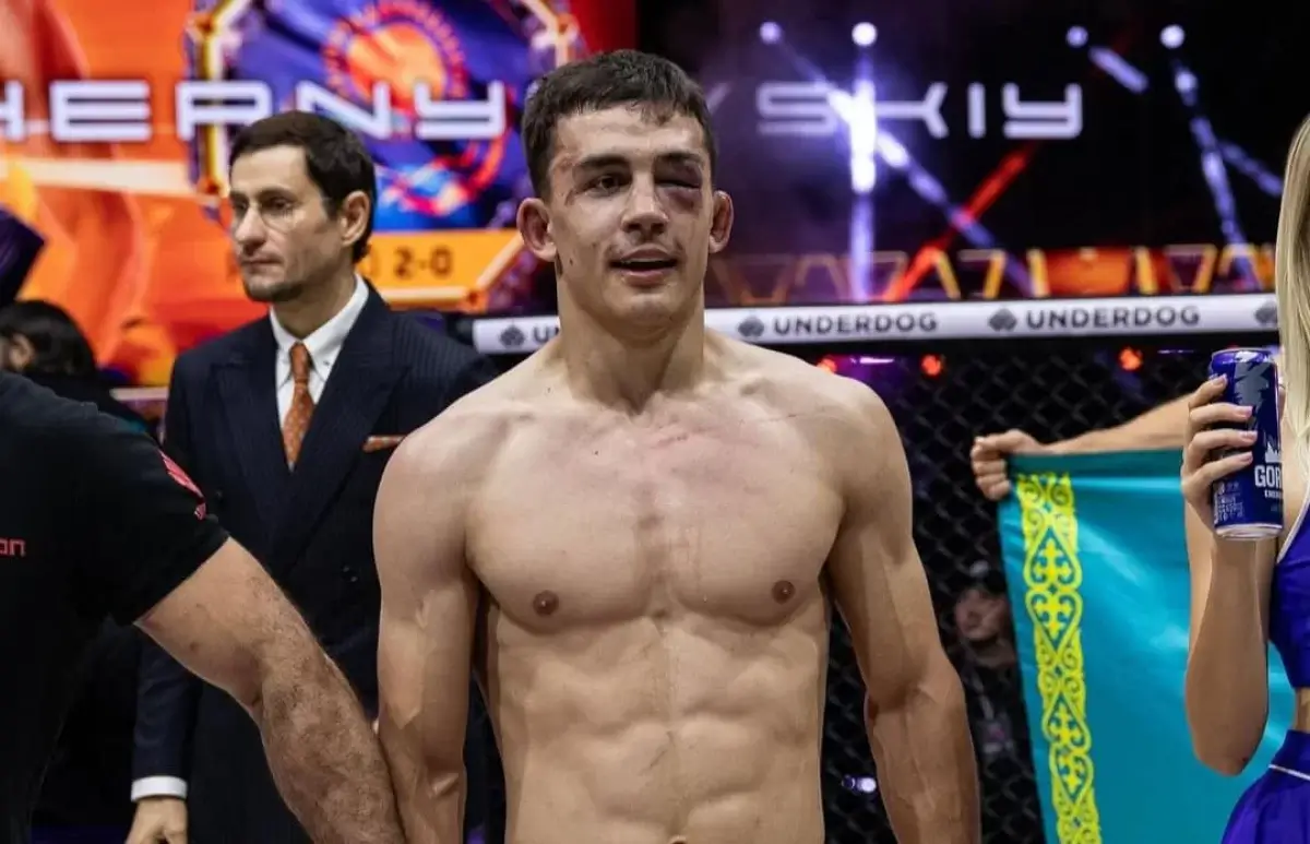 Қазақстан – Өзбекстан жекпе-жегі жеңімпазын төрешілер анықтады (ВИДЕО)