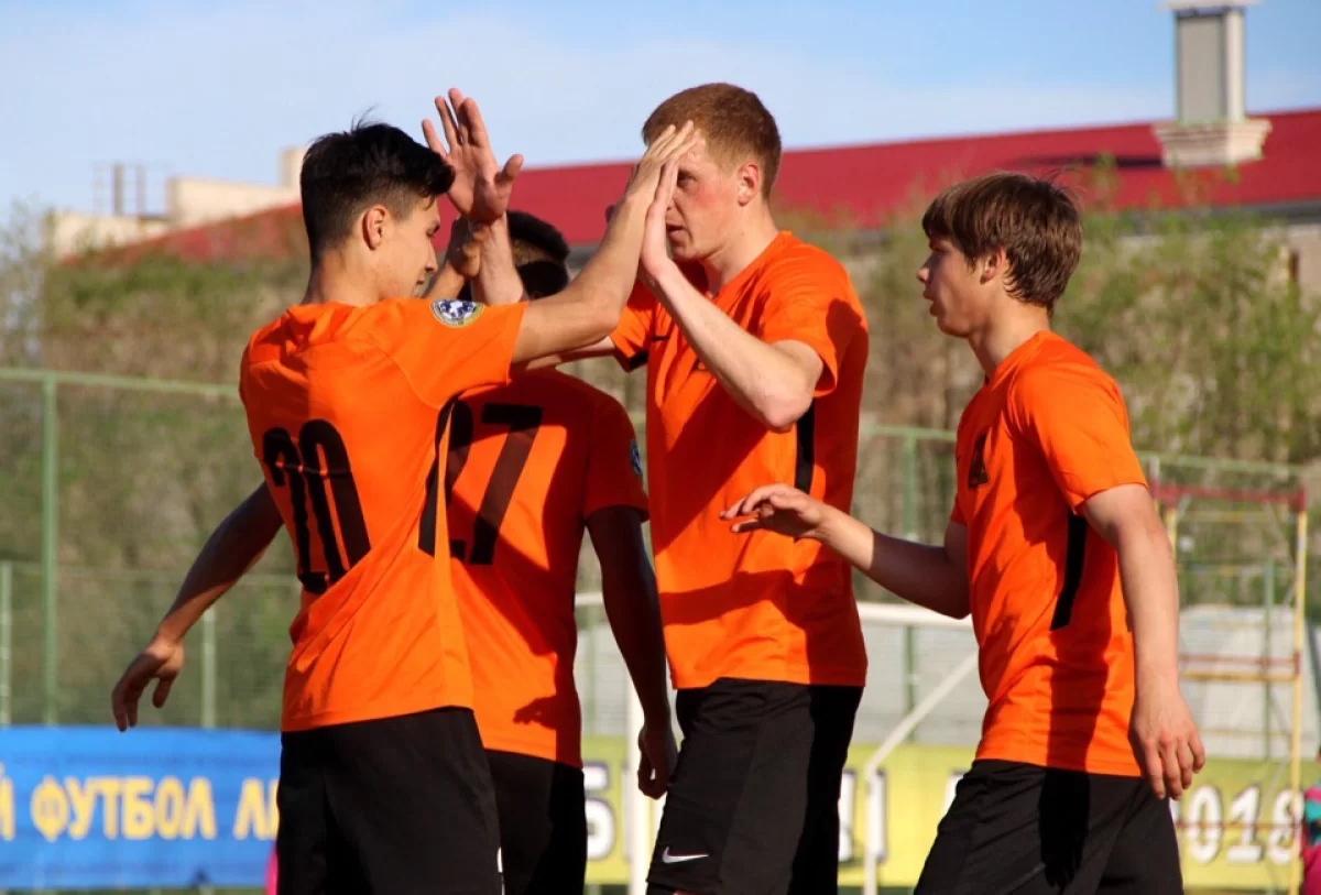 Қазақстан футболындағы өзгерістер: бірі атауын жаңартса, екіншісі турнирден кетті