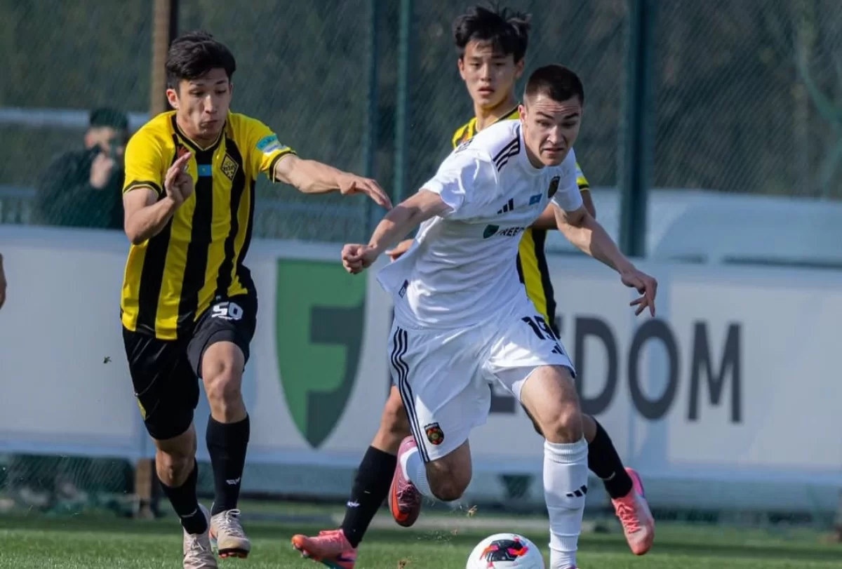 Сапасыз эфир дау туғызды: ҚФФ серіктесін қызметтен шеттетті