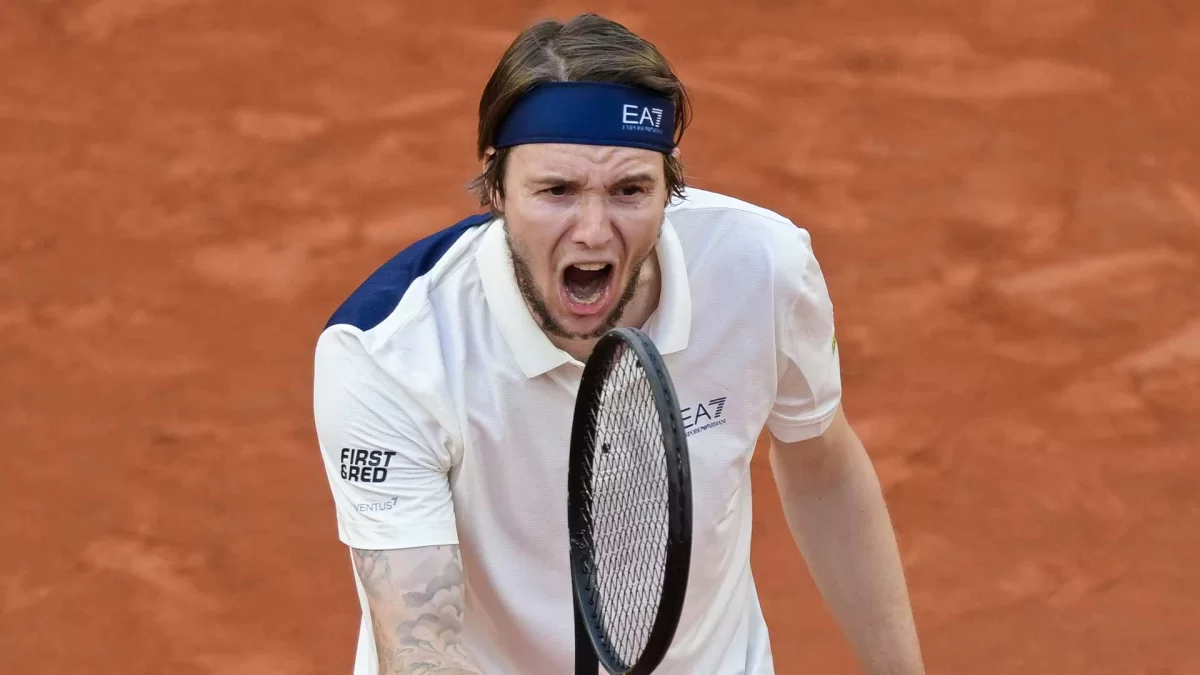 Александр Бублик Монте-Карлода бірде-бір сет жеңілген жоқ