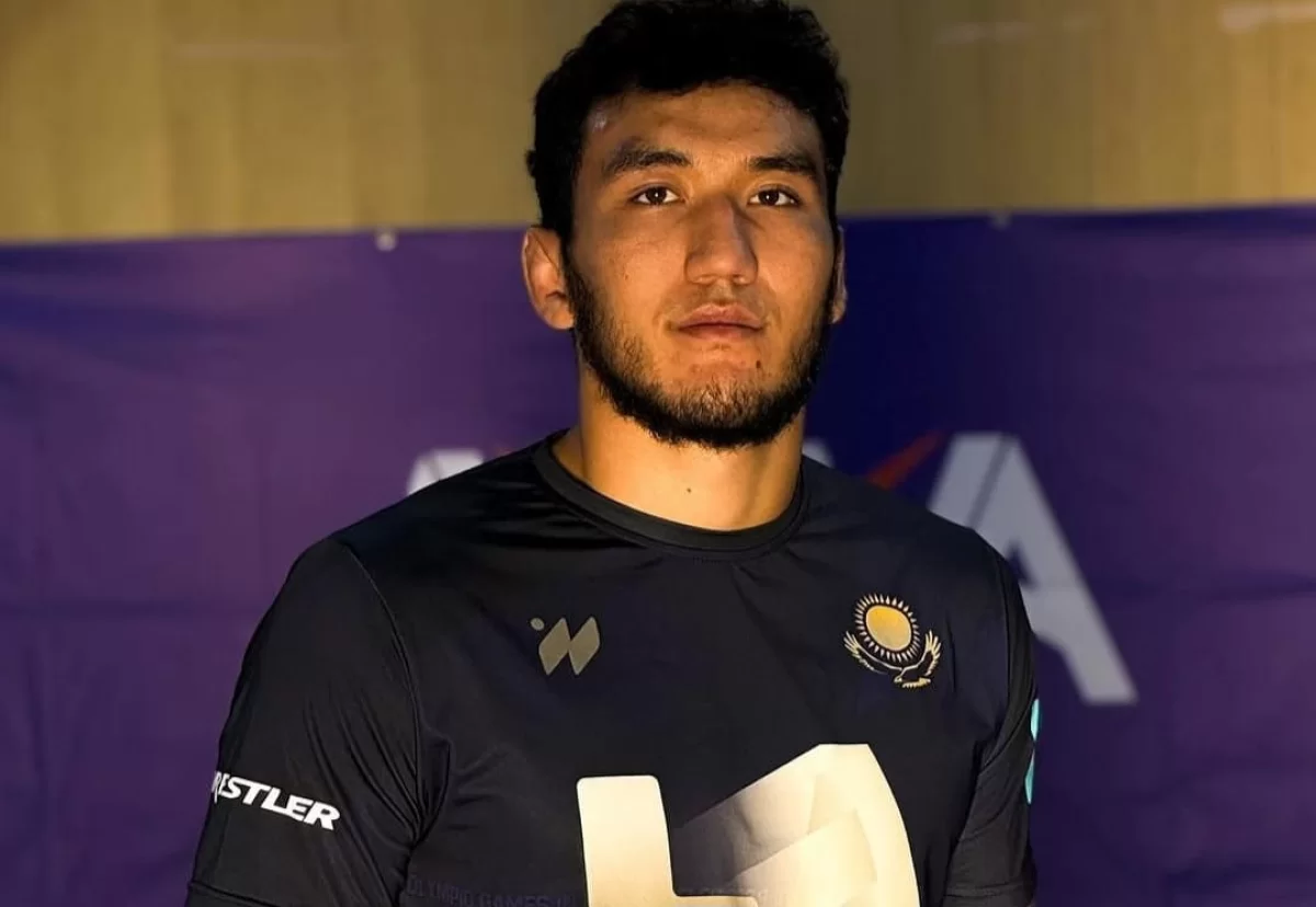 "Мені ұмытпаңдар": Ризабек Айтмұқан АҚШ-тағы сапарынан кейін жанкүйерлеріне үн қатты