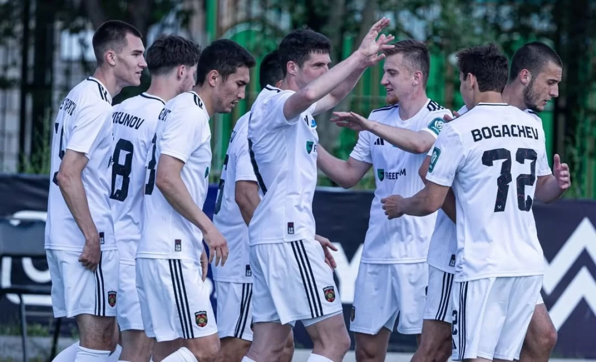 "Шахтер" жауапсыз алты гол соқты