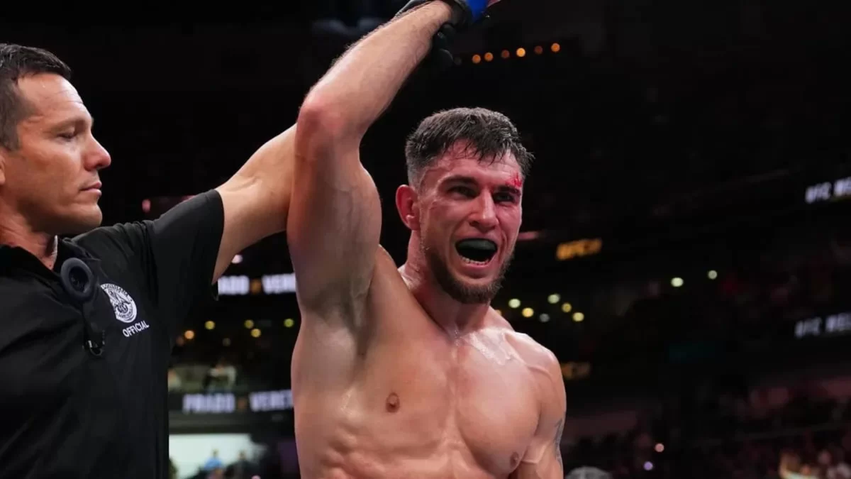 Қазақстандық файтерге UFC-де жаңа қарсылас табылды: Жекпе-жек күні белгілі