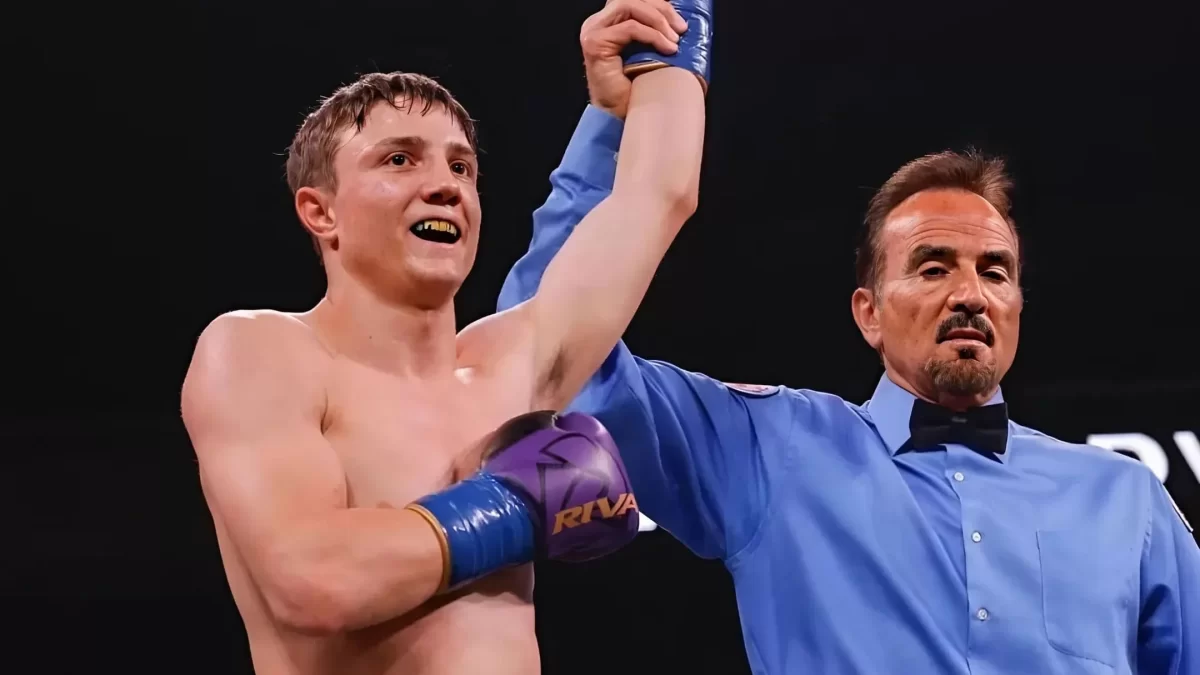 "Мен қазақпын". Қазақстандық боксшы өзін "ресейлік" деп атаған спортшыға жауап қатты