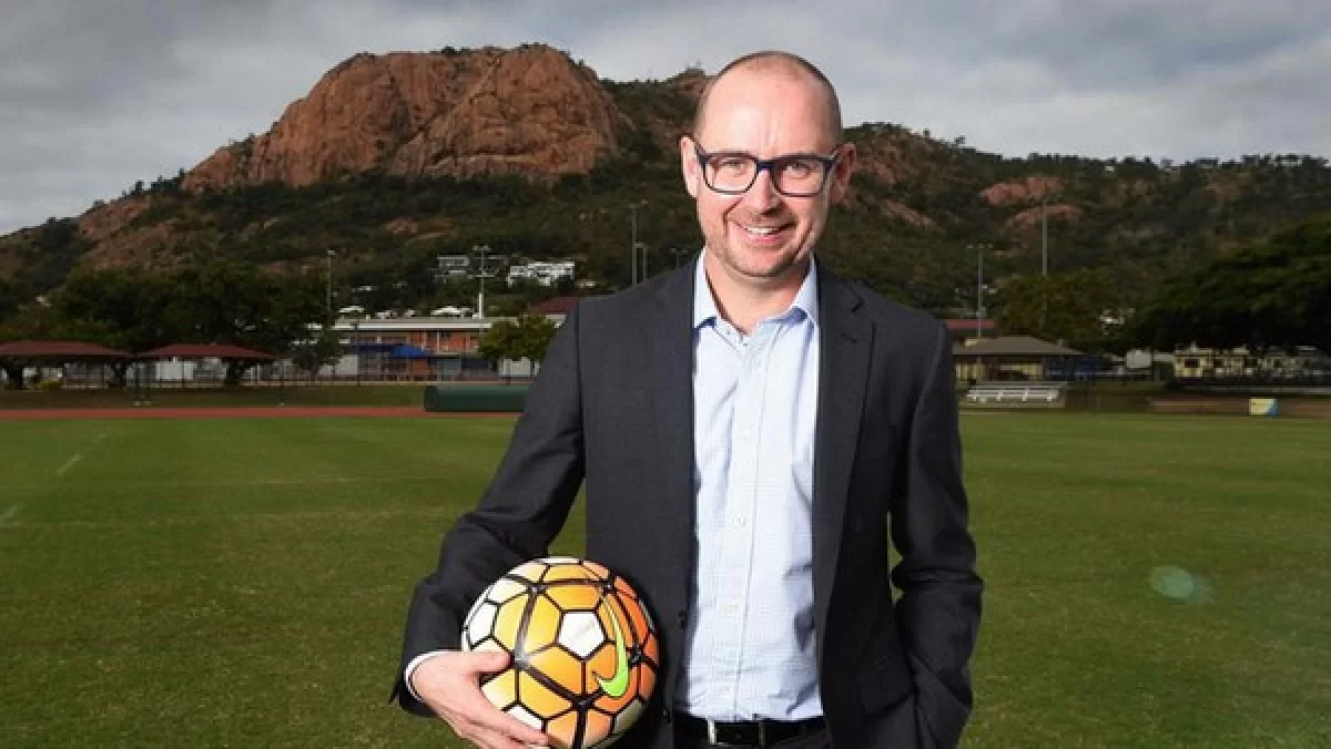 "Тоттенхэмнің" бұрынғы директоры ҚФФ-ның бас хатшысы болып тағайындалды