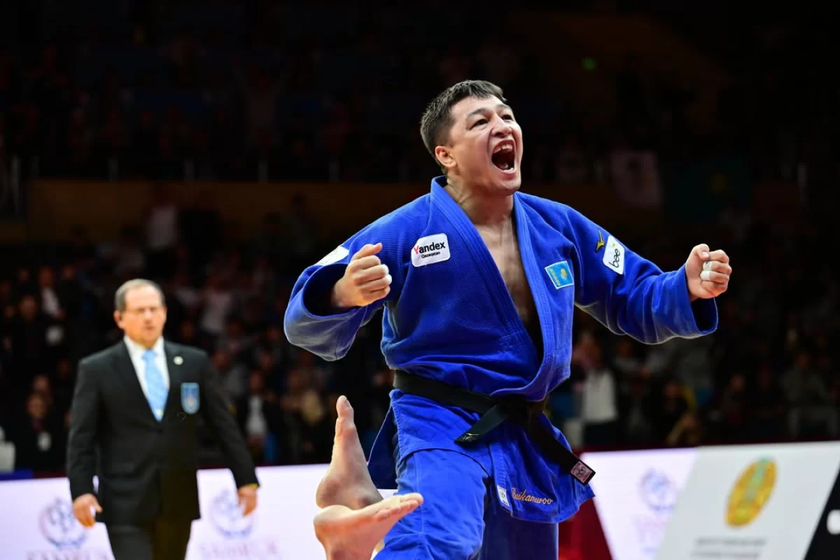 Жанкүйерлер күткен жеңіс! Қазақ дзюдошысы Grand Slam турнирінде топ жарды (ВИДЕО)