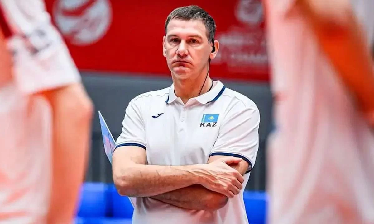 Ұлттық құрама тізгінін жаңа бас бапкер ұстады