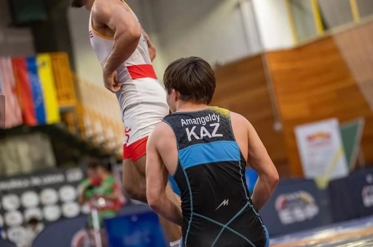Қазақстандық балуан Еламан Амангелді Азия чемпионатында күміс жүлде жеңіп алды