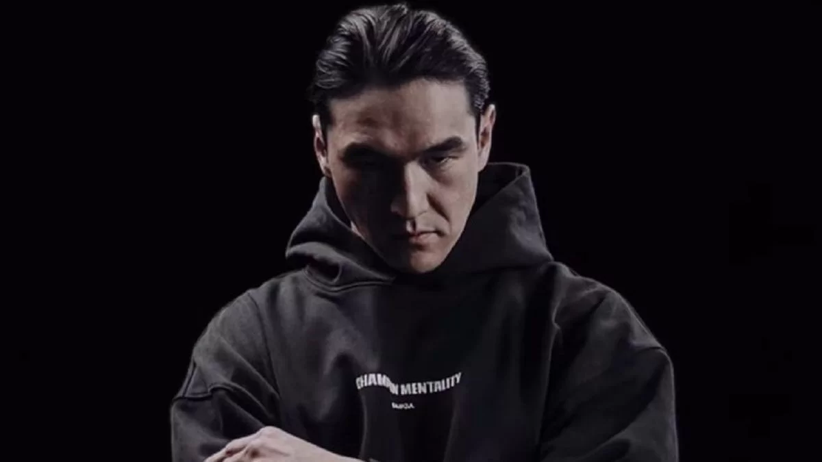 "Базар Джексон". Нұрлан Сабуровтың бокс жаттығуы желіде қызу талқыға түсті (ВИДЕО)