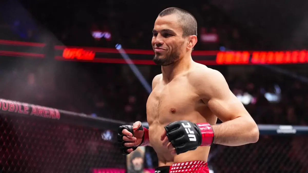 UFC Анкалаев пен Нурмагомедовтың жекпе-жектерін жариялады