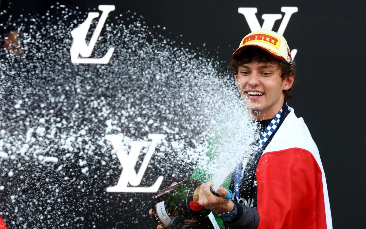 19 жастағы F1 жұлдызы тарихи рекордқа қол жеткізді