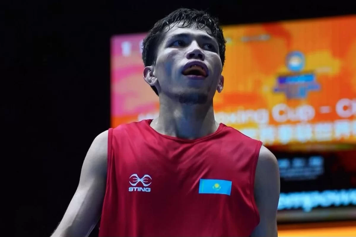 Санжар Тәшкенбай Азия чемпионын тізе бүктіріп, Қазақстанға алтын сыйлады (ВИДЕО)