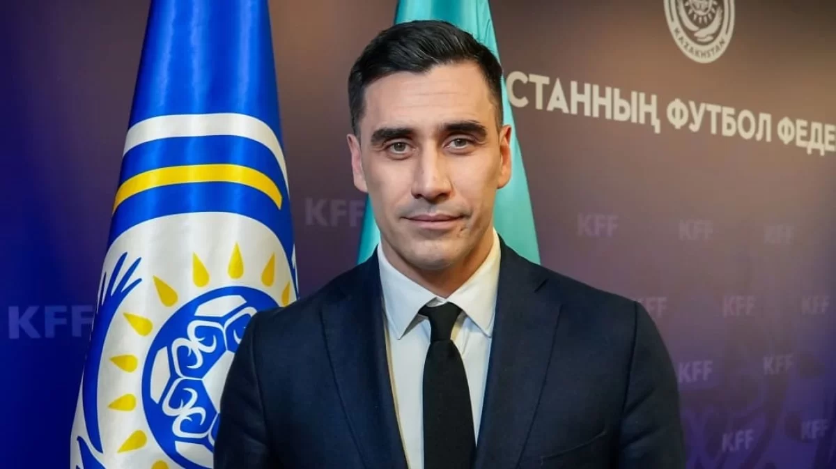 Давид Лория "Жеңіс" ФК басқарды