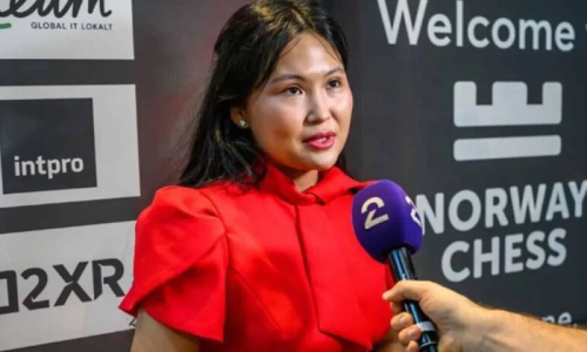 Бибісара Асаубаева әлем кубогы иегерін ұтты