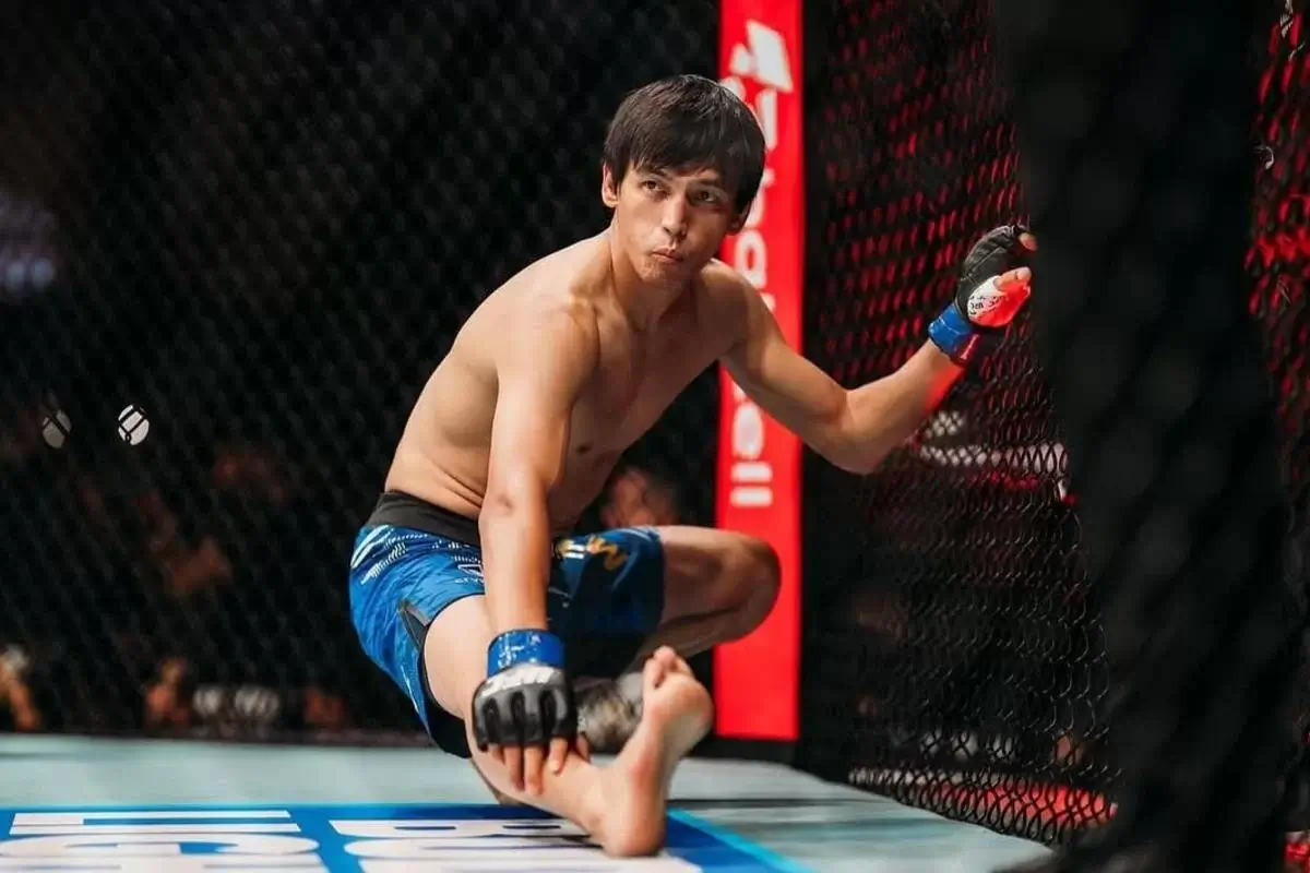 UFC-де өнер көрсеткен Азат Мақсұм NAIZA лигасына оралды
