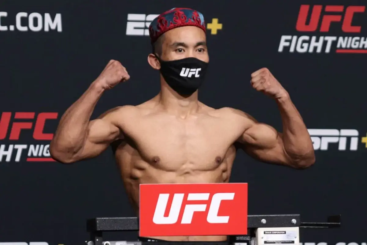 Қазақ файтері UFC аңызымен жұдырықтаспақ
