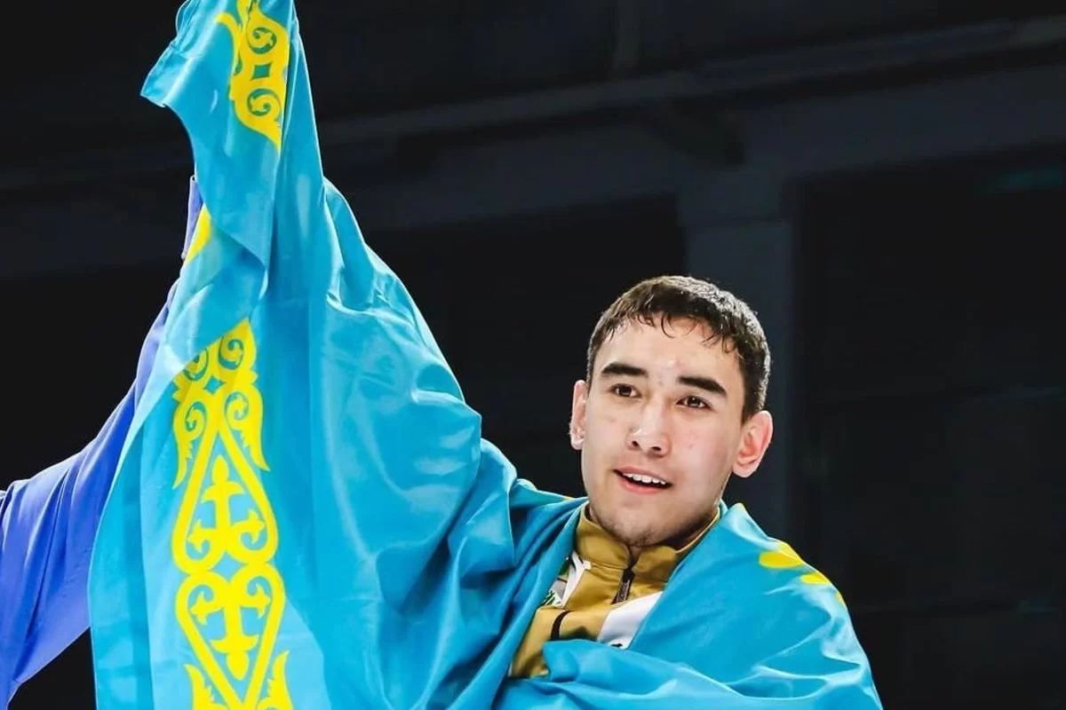 Қазақ боксшысы Еуропа чемпионымен жұдырықтасады