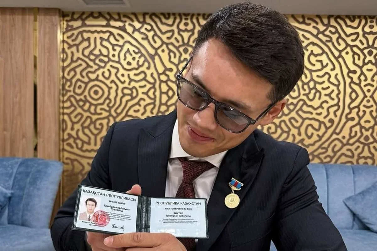Еркебұлан Тоқтар мемлекеттік марапаттан бас тартты