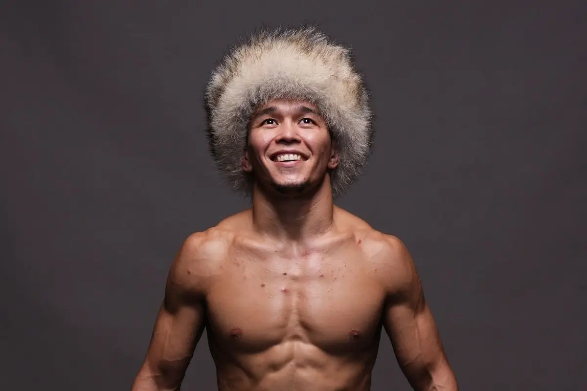UFC Асу Алмабаевтың чемпиондық жекпе-жекке шығу мүмкіндігін бағалады