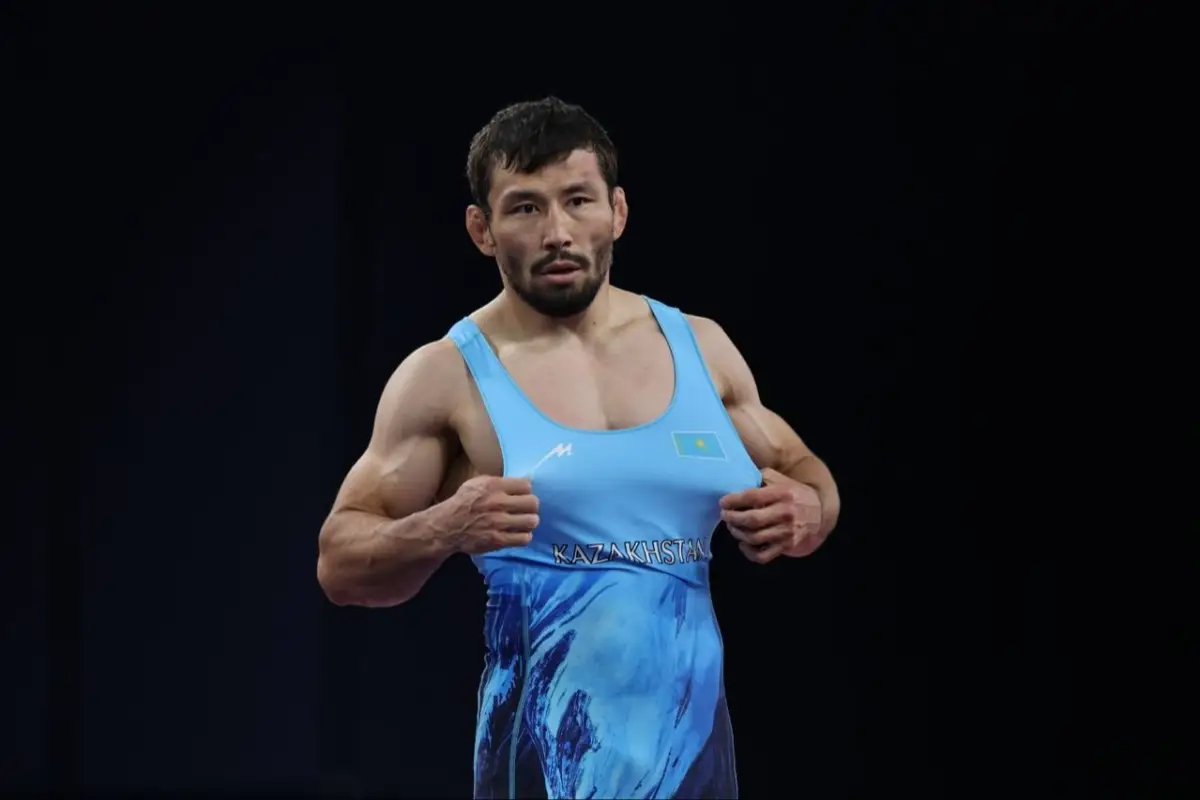 Демеу Жадыраев Олимпиада чемпионына есе жіберді