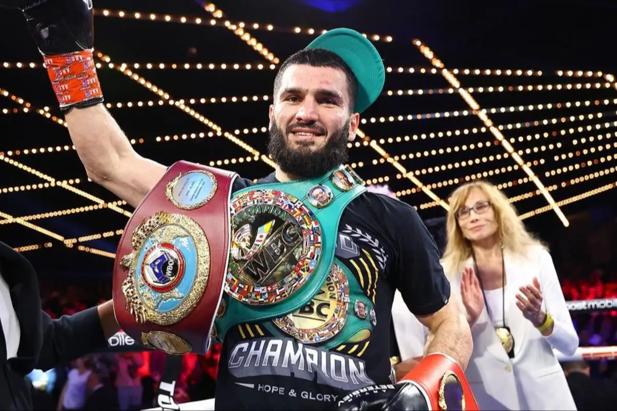WBO рейтингі: Америкалық боксшы Артур Бетербиевті үздік ондықтан шығарып тастады