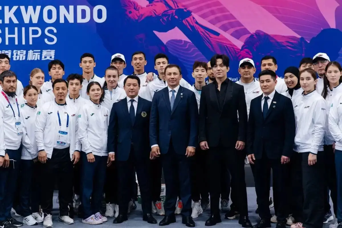 Геннадий Головкин World Taekwondo федерациясының басшысымен кездесті