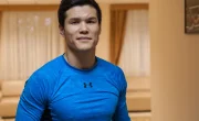 Данияр Елеусінов өзбекстандық нокаутшының ұсынысына жауап берді