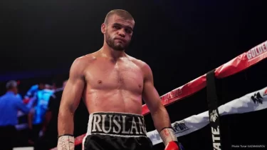 Руслан Мәдиев қаңтарда жекпе-жекке шығады