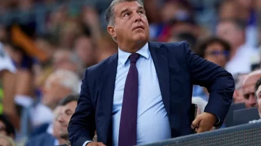 Оппозиция "Барселона" президенті Жоан Лапортаның отставкаға кетуін талап етеді