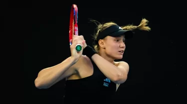 Елена Рыбакина Әбу-Дабиде камбэк жасады