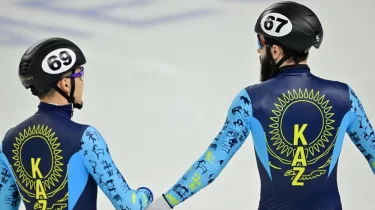 Азиада-2025: Шорт-трекшілер алтын медаль үшін таласады