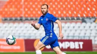 "Атырау" 38 жастағы ойыншыны қатарына қосты