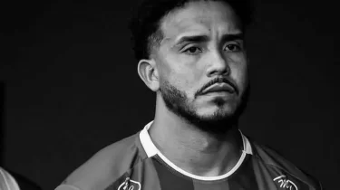 26 жастағы футболшы матч алдында көз жұмды