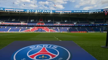 ПСЖ жұлдызы стадионда қызды болатынын білді (ВИДЕО)