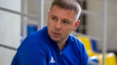 Кирилл Кекер құрама тізгінін ұстады