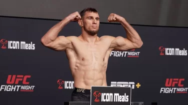 Қазақстандық файтердің UFC-дегі екінші жекпе-жегі нокаутпен аяқталды (ВИДЕО)