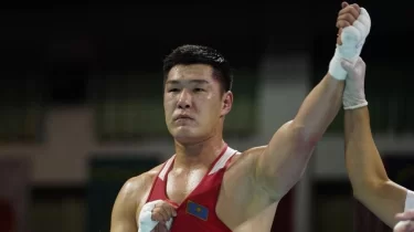 Қазақстан мен Өзбекстан арасындағы жекпе-жек нокаутпен аяқталды (ВИДЕО)