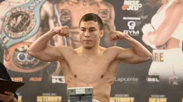 Батыр Жүкембаев "Сахармен" қолғап түйістіреді. Жекпе-жек Жәнібек Әлімханұлының андеркартында өтеді