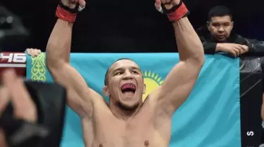 Қазақстандық файтер ресейлік чемпионды сенсациялық түрде жеңді