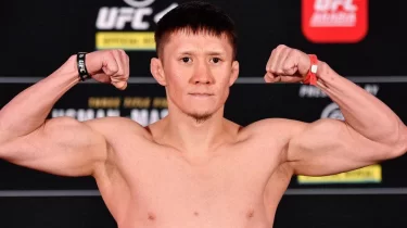 Жалғас Жұмағұлов UFC-дің бұрынғы файтерін жеңді (ВИДЕО)