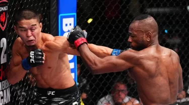 Асу Алмабаевтың UFC-дегі жекпе-жегі мерзімінен бұрын аяқталды (ВИДЕО)