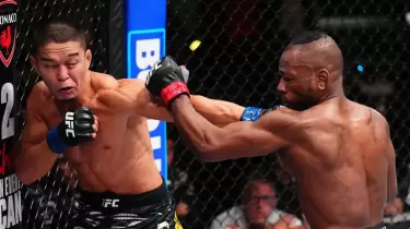 Асу Алмабаевтың UFC-дегі жекпе-жегі мерзімінен бұрын аяқталды (ВИДЕО)