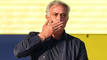 Қылығымен қитұрқы. Моуринью "Тоттенхэмге" тамаша троллинг жасады