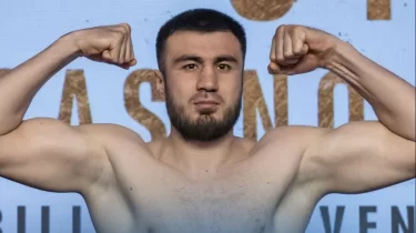 "Бір емес, екі бас жоғары". Қазақстан құрамасының бапкері Джалолов пен оның "ізбасарын" салыстырды