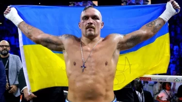 Александр Усик мансабын аяқтайды