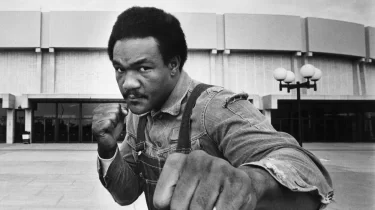 Аңызға айналған боксшы дүниеден өтті